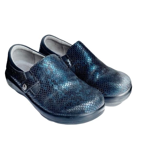 Alegria Slip On Clog Black Blue Shimmer Reptile Print Leather Size 36 Nursing - Picture 1 of 11